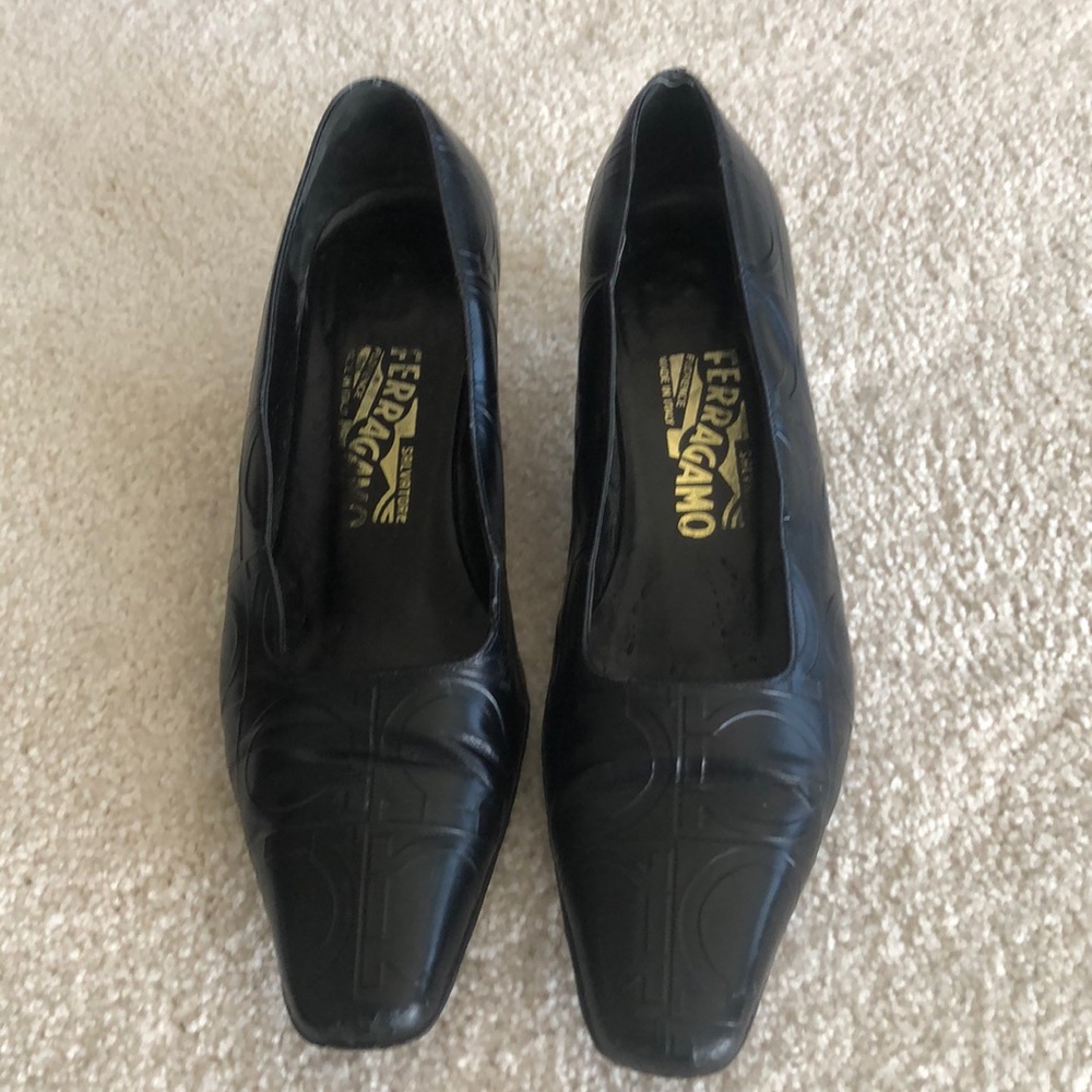 Black Ferragamo pumps